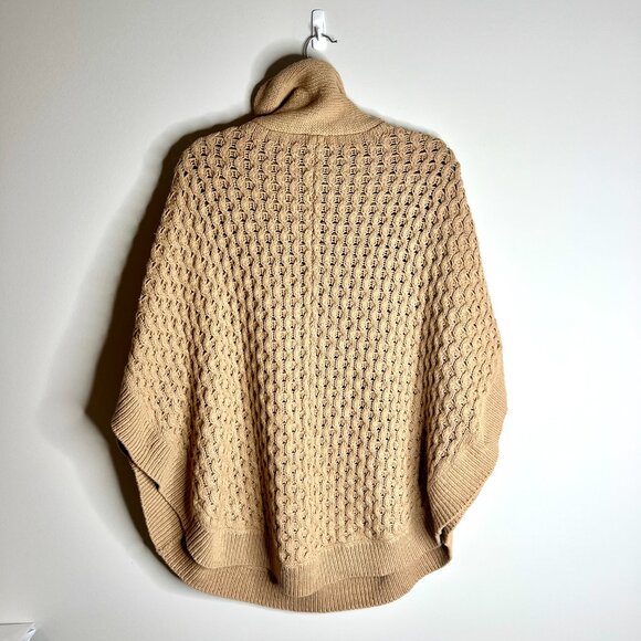 Talbots Oatmeal Quilted Cable-Knit Oversized Poncho Equestrian Old Money Sz S/M - Picture 4 of 4